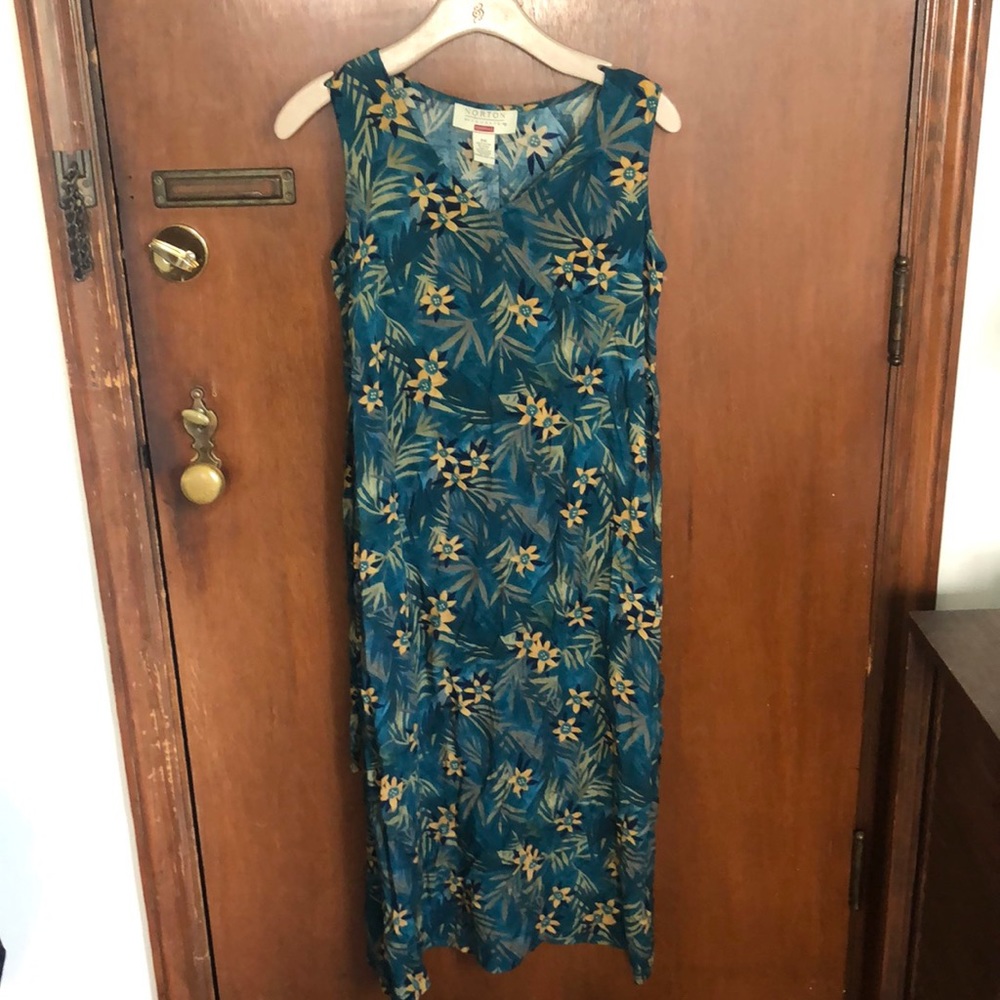 Vintage Floral Hawaiian Vibes Dress